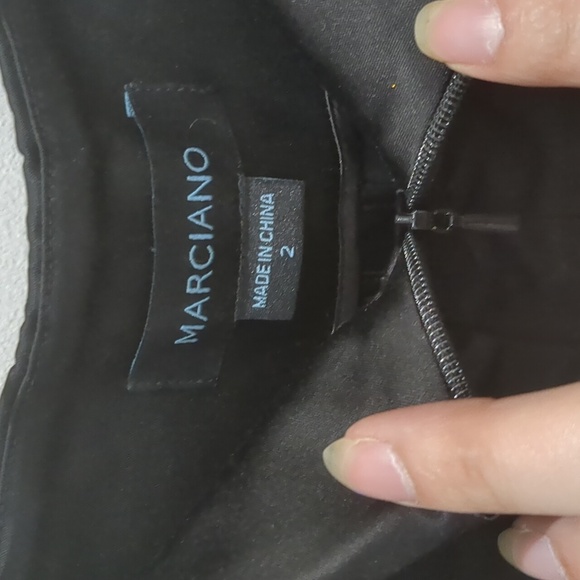 Marciano black miniskirt - Picture 3 of 4